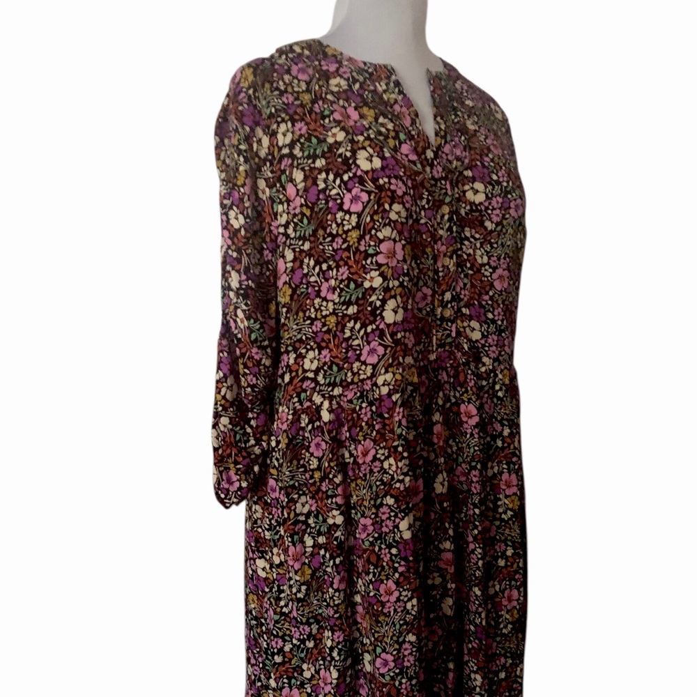 Democracy Dress floral midi loose fit ditsy  rayon 3/4 sleeve notch neck modest